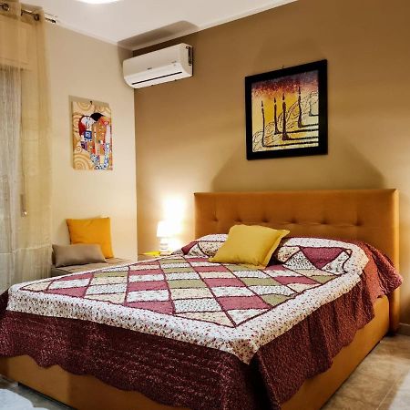 Casa Vacanze La Melagrana โมดิกา ภายนอก รูปภาพ